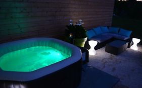 Rullyoloft